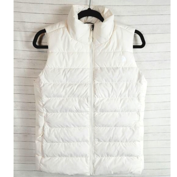 The North Face Aconcagua 3 Insulated Vest in White Dune, sz Small - Picture 1 of 14